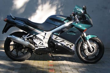 VFR 750 F 'leguan'